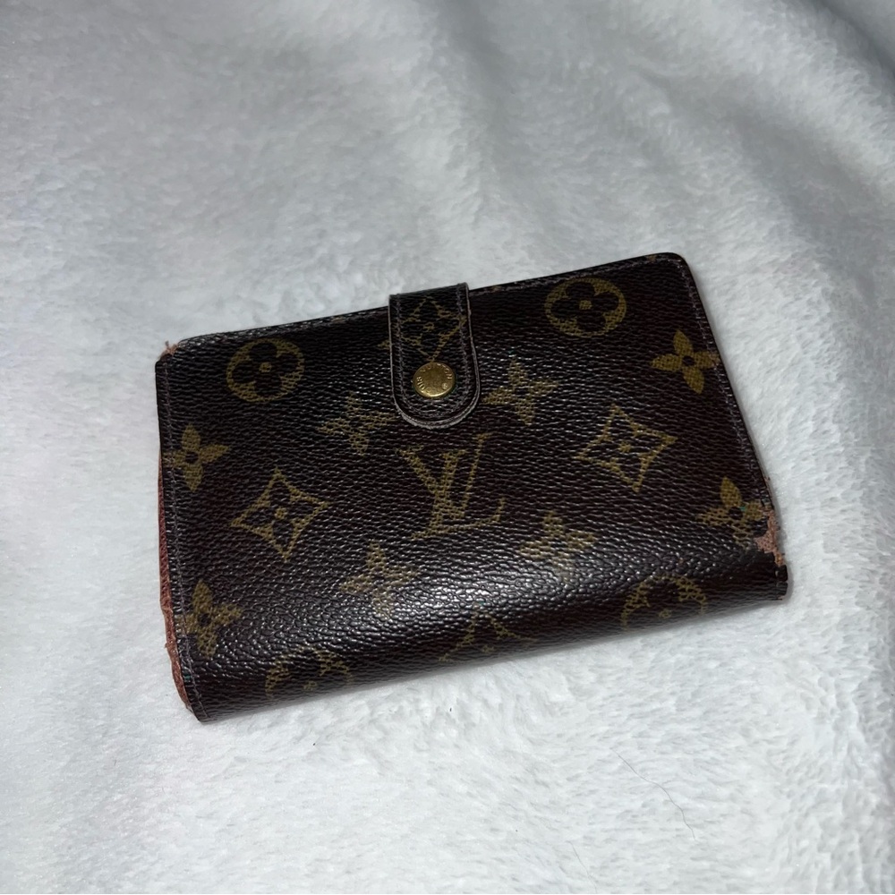 Louis Vuitton Portefeuille Viennois Compact Wallet Monogram Bifold